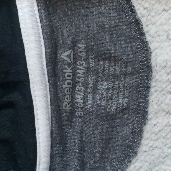 Reebok | Onesie - Picture 5 of 5
